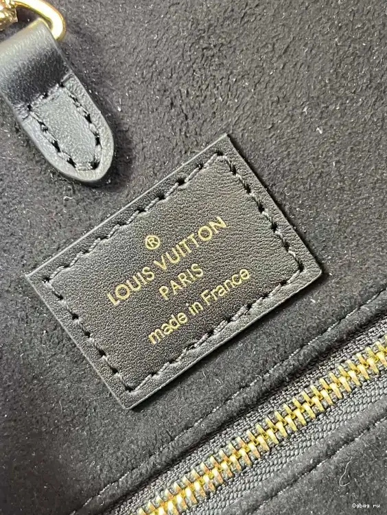 LOUIS ONTHEGO MM VUITTON 0604
